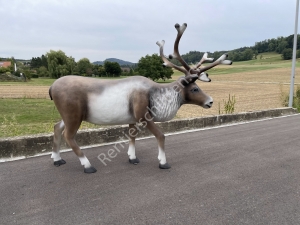 Outdoor Weihnachtsdeko Rentier Deko lebensgross, mit Weihnachtsmann und Schlitten als Weihnachtsdeko draussen